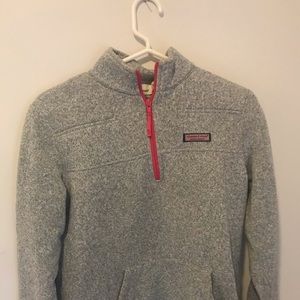 vineyard vines women’s pullover!